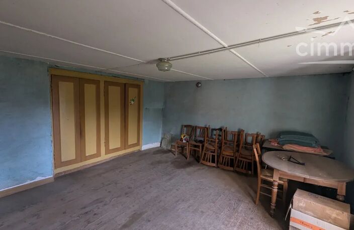 RANCHAL – FERMETTE ANCIENNE À RÉNOVER SUR ENVIRON 3 400 M² DE TE — photo 3