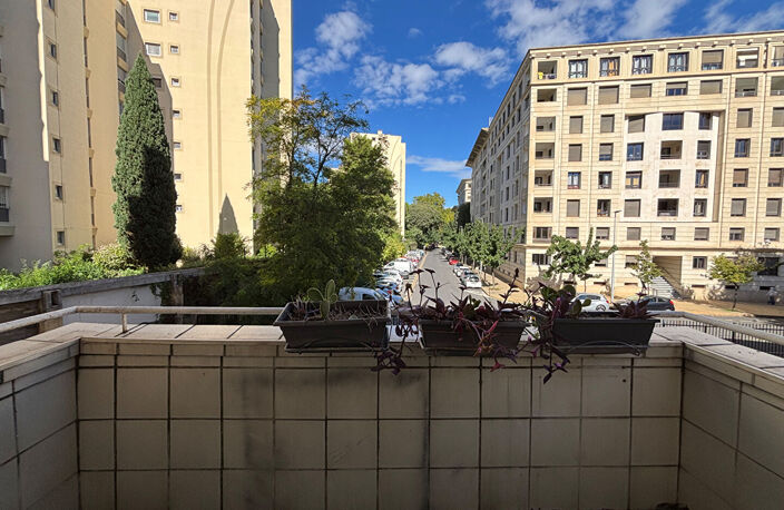 A VENDRE LOUE - TYPE 2 AVEC BALCON ET CAVE SECTEUR POLYGONE - MONTPELLIER — photo 5
