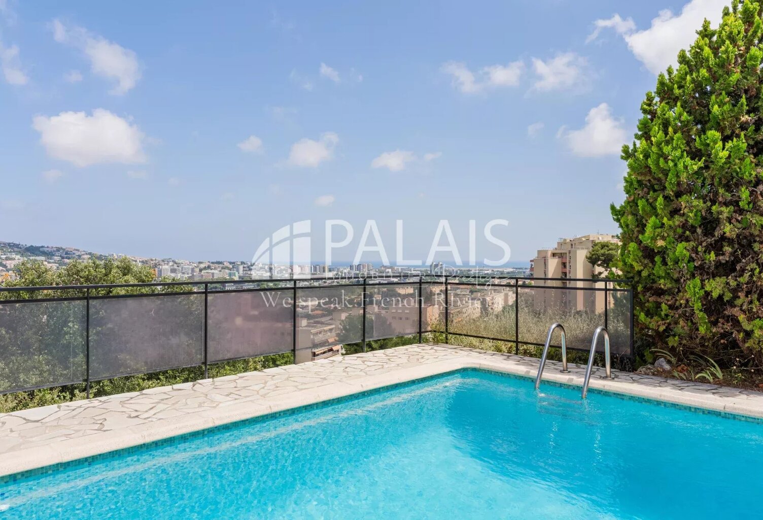 Maison - Saint-Laurent-du-Var -Les Pugets — photo 1