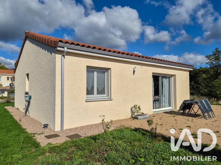 Vente Maison/villa 4 pièces — photo 1