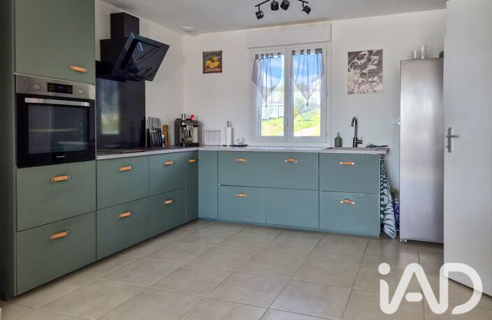 Vente Maison/villa 4 pièces — photo 2