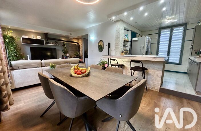 Vente Maison/villa 8 pièces — photo 2