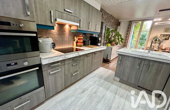 Vente Maison/villa 8 pièces — photo 3