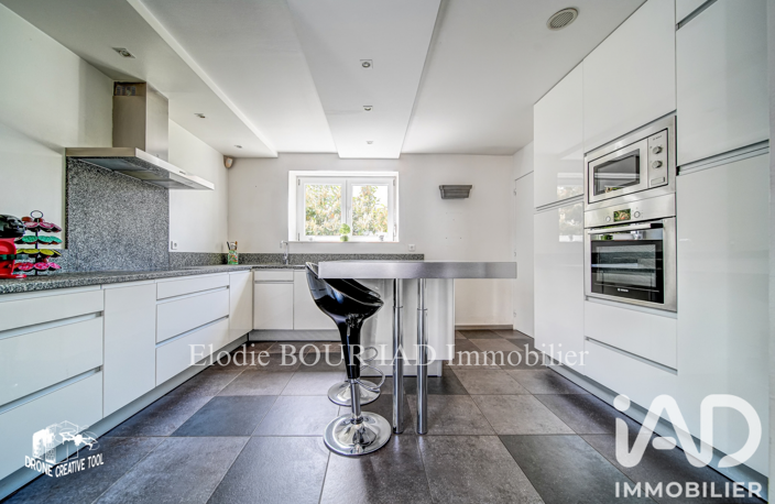 Vente Maison/villa 6 pièces — photo 2