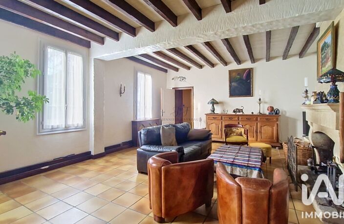 Vente Maison/villa 9 pièces — photo 2