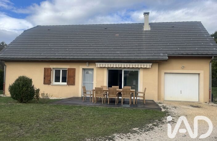 Vente Maison/villa 4 pièces — photo 2