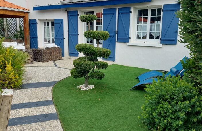 Vente Maison/villa 7 pièces — photo 2