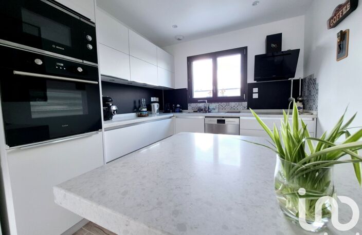 Vente Maison/villa 5 pièces — photo 2