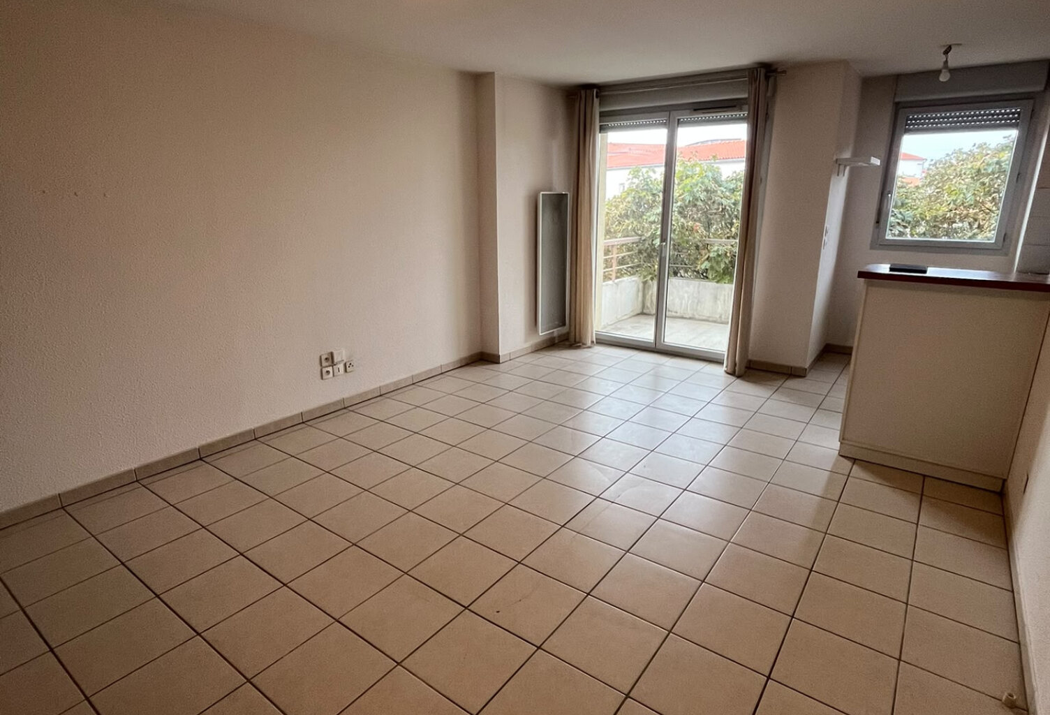Beau T2 avec Balcon Saint Martin du Touch — photo 1