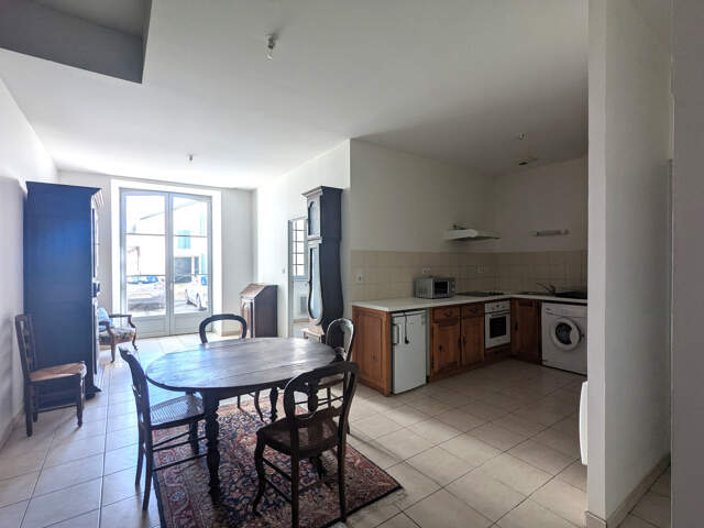 Appartement T2 meublé en rez-de-chaussée — photo du bien