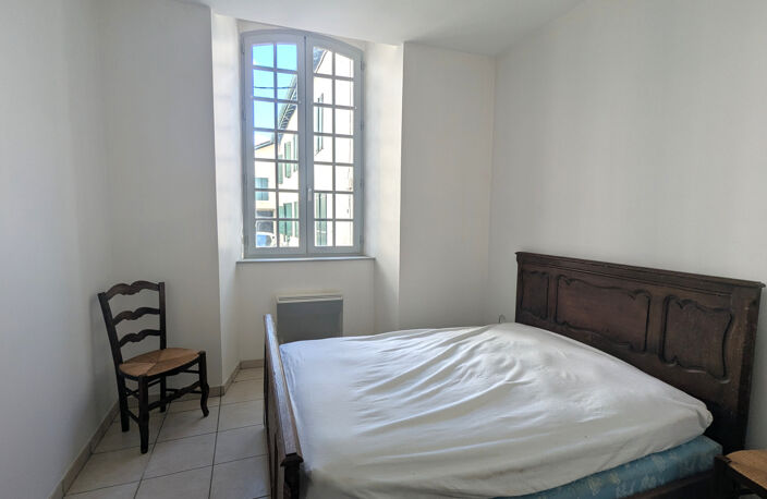 Appartement T2 meublé en rez-de-chaussée — photo 4