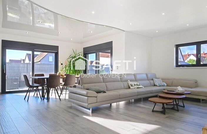 Maison contemporaine de plain-pied  135 m²  Châtenois — photo 5