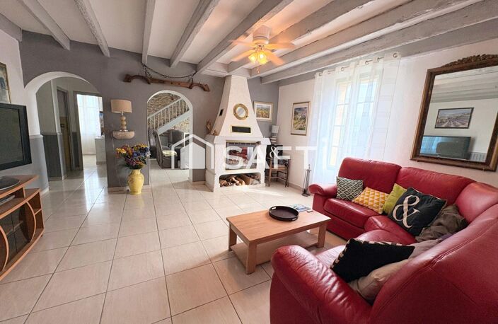 Maison en pierre, piscine et vastes dépendances — photo 4