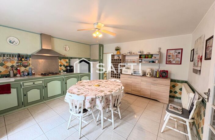 Maison en pierre, piscine et vastes dépendances — photo 5