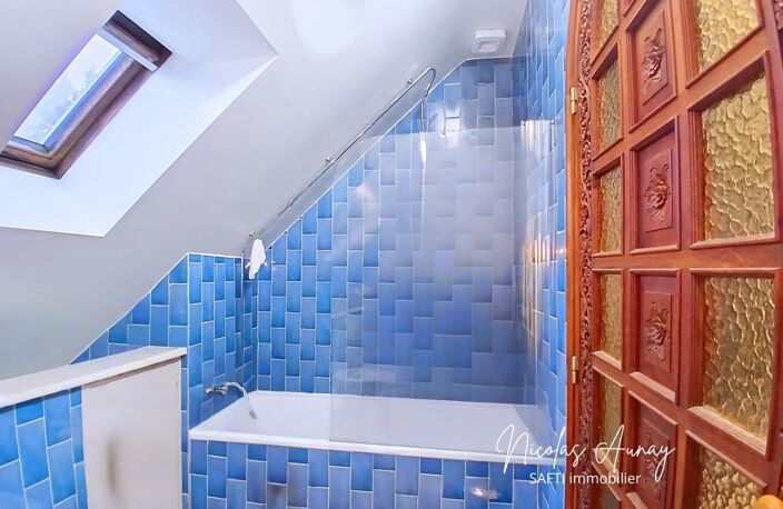 Idéal investisseur lot de trois maison dont un terrain constructible d'environ 150m2. — photo 4