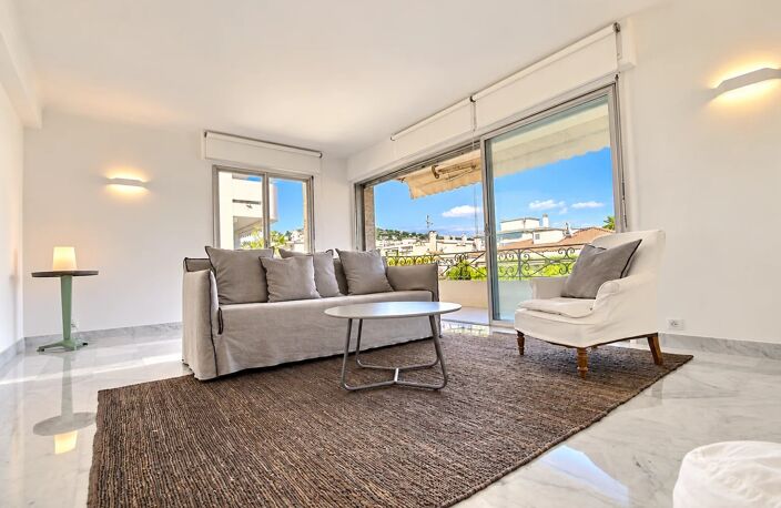 Cannes Palm Beach – Appartement 2 pièces avec terrasse, proche plages, garage possible — photo 2
