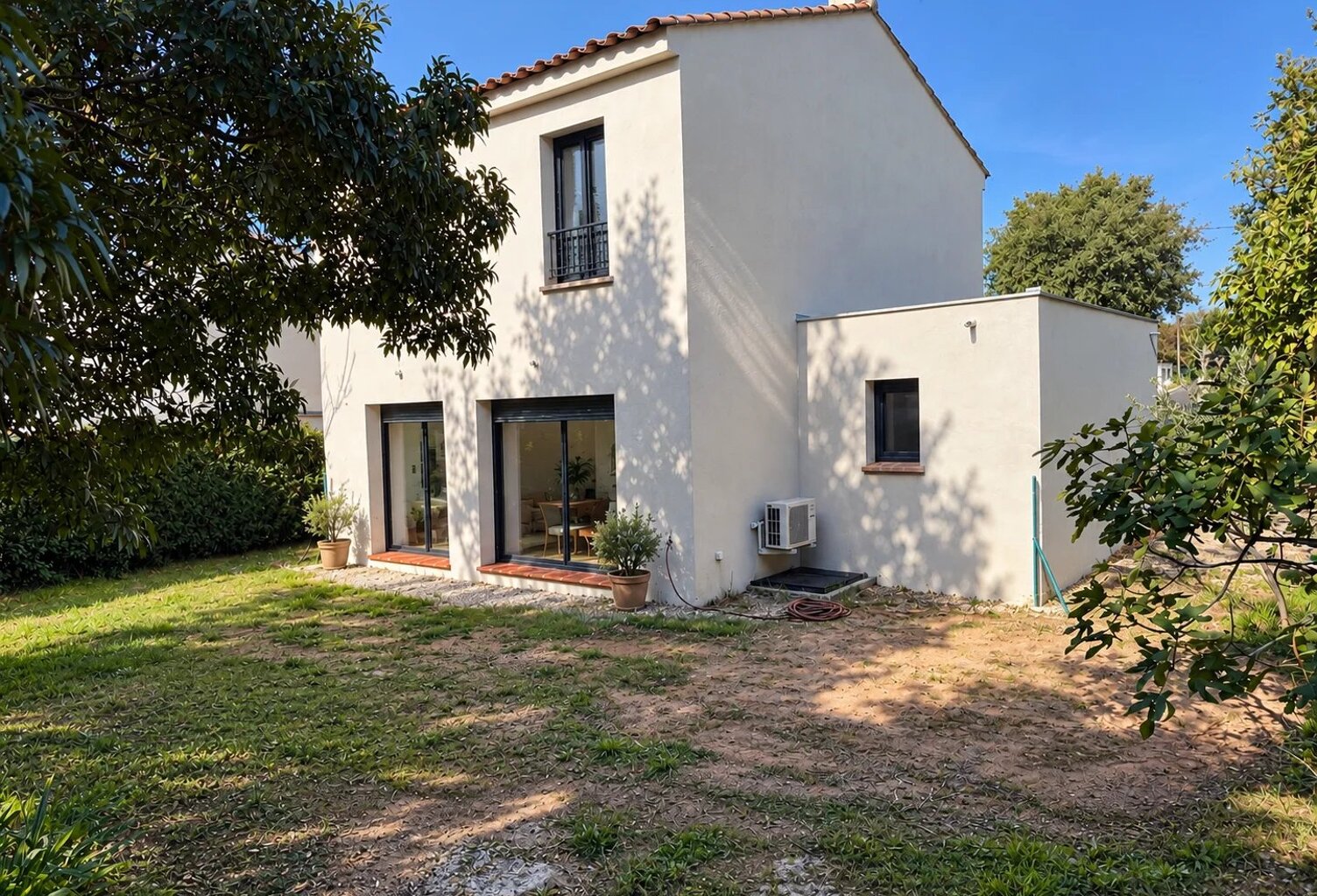 FREJUS - SECTEUR CAIS/MAISON RECENTE 4 PIECES — photo 1