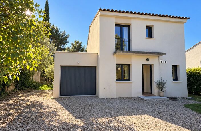 FREJUS - SECTEUR CAIS/MAISON RECENTE 4 PIECES — photo 2