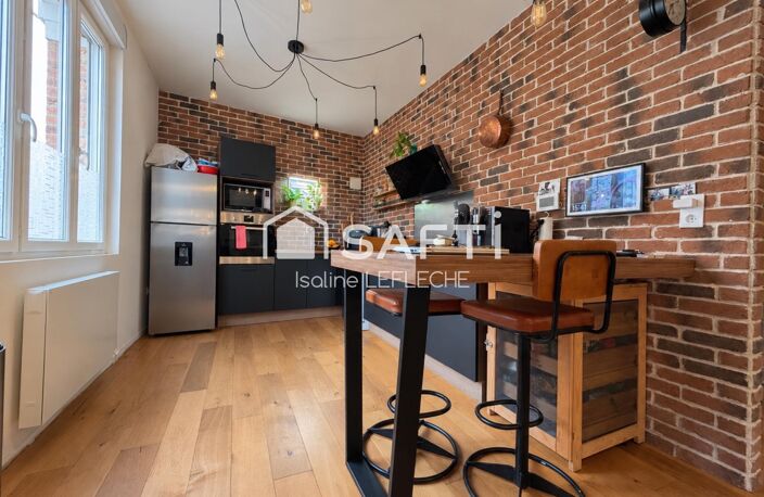 Du charme, une rénovation complète et un potentiel à imaginer Découvrez votre futur chez-vous à Marcelcave ! — photo 2