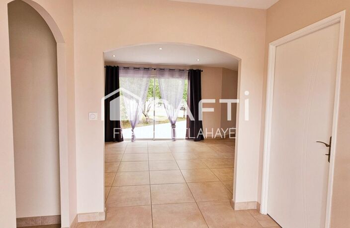 MAISON CONTEMPORAINE DE 157 M² À PAREMPUYRE — photo 4
