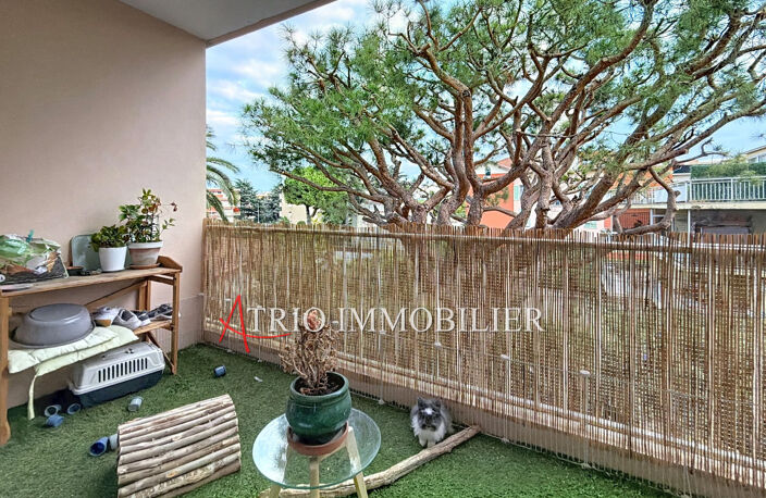 À deux pas de la mer - Beau 3 pièces traversant avec terrasse — photo 2