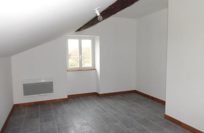A Armendarits, appartement T4 de 82 m2 rénové au 1er étage a — photo 4