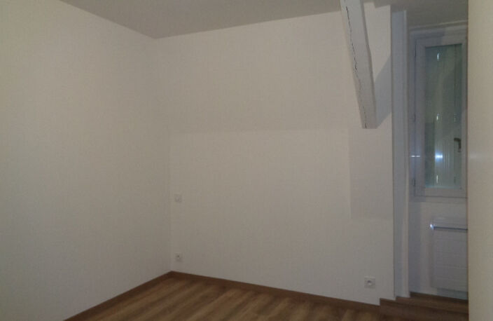  APPARTEMENT T3 CENTRE VILLE — photo 4