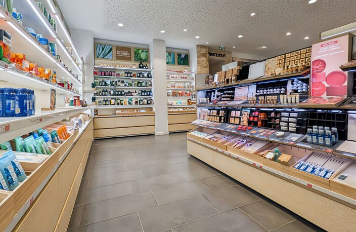 Yves Roche - Fond de commerce - Saint Foy la Grande — photo 2