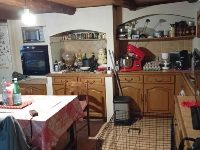 Vers/ Saint Géry Maison  Type Quercynoise avec 4 hectares de te — photo du bien