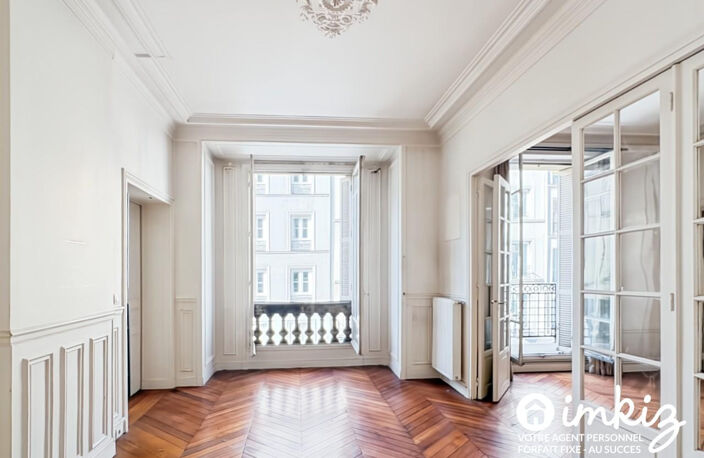 Paris 11e – Appartement Haussmannien de 119 m² — photo 2