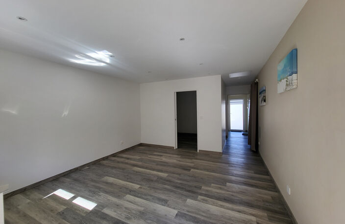 APPARTEMENT A LOUER - PROCHE YLIUM - LES SABLES D'OLONNE — photo 4