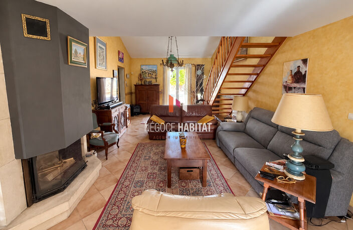 SAINT-AUNÈS-  BELLE  VILLA  AVEC PISCINE ET  JARDIN PAYSAGER — photo 5