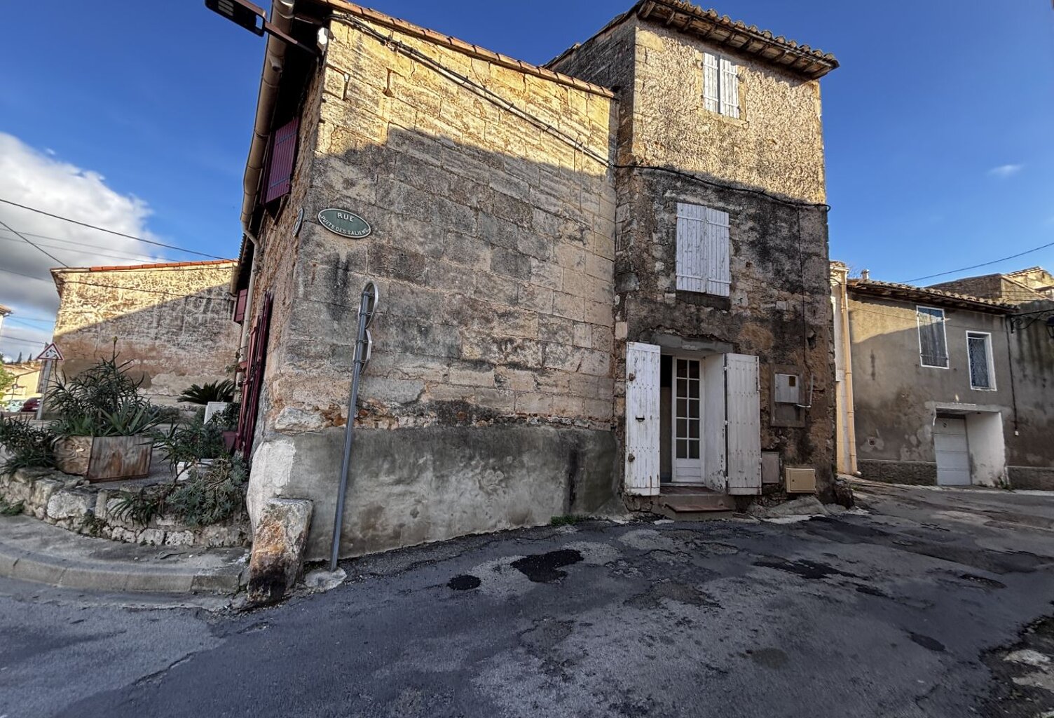 Maison DE VILLAGE — photo 1