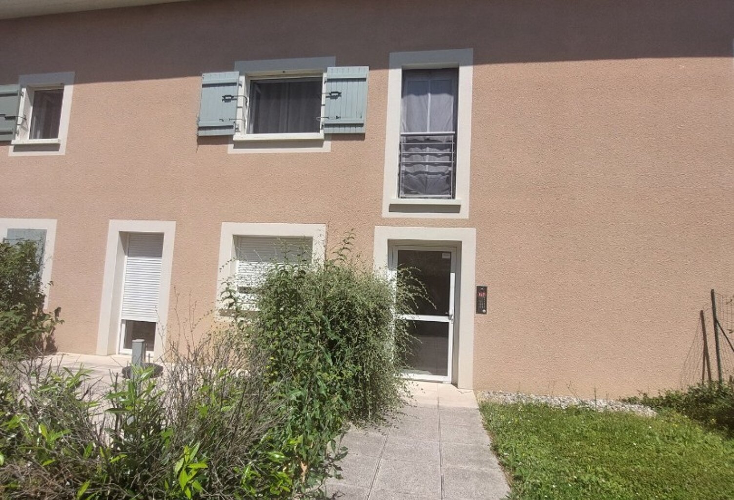 Location appartement 2 pièces 50 m² à Péron (01630) — photo 1