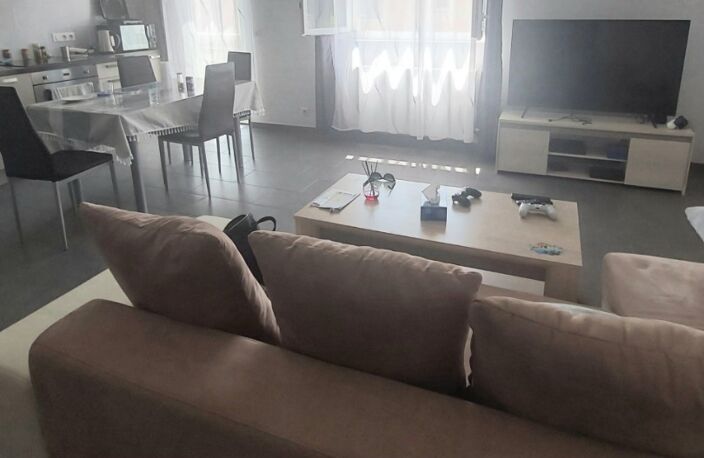 Location appartement 2 pièces 50 m² à Péron (01630) — photo 2