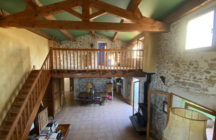 À vendre maison T4 4 faces avec garage et jardin arboré pisc — photo 4