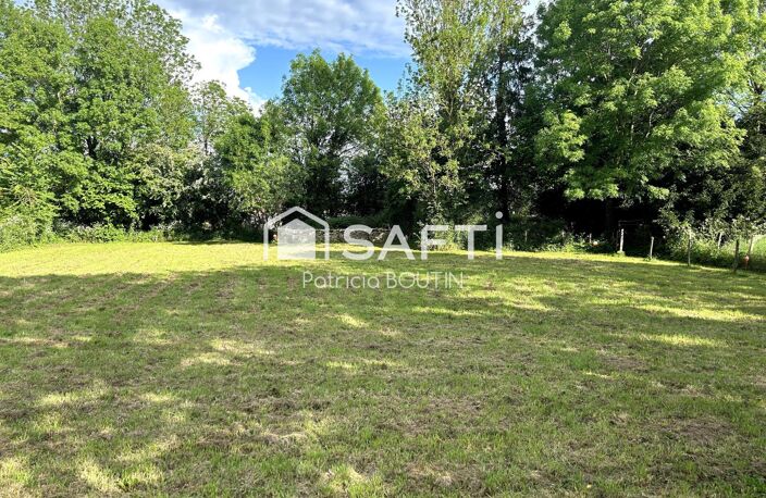 A Fonvérine. Terrain constructible au calme, cadre verdoyant et proche des commodités. — photo 2