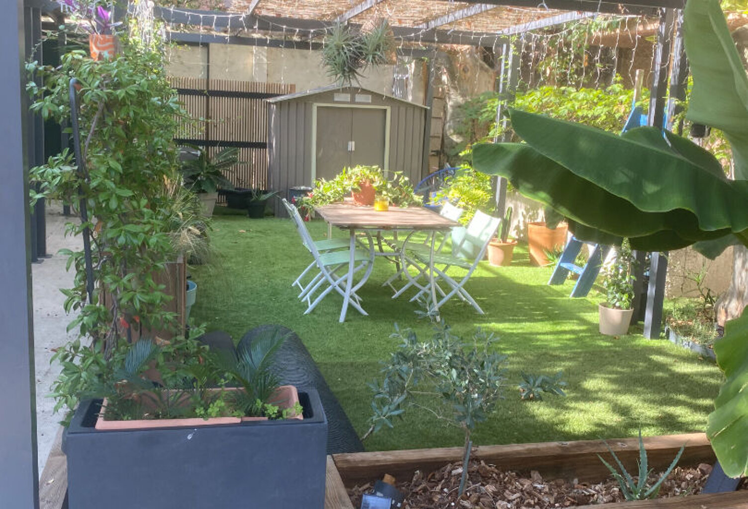 À LOUER - LES MILLES - SPACIEUX T3/4 DE 100 M² AVEC TERRASSE PRIVATIVE — photo 1
