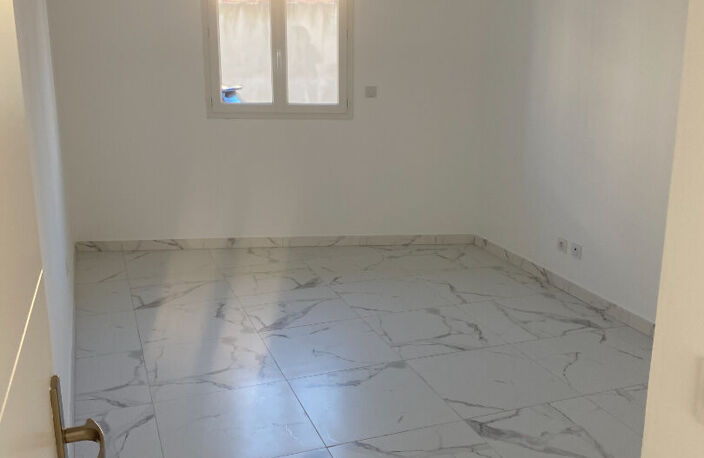 À LOUER - LES MILLES - SPACIEUX T3/4 DE 100 M² AVEC TERRASSE PRIVATIVE — photo 4