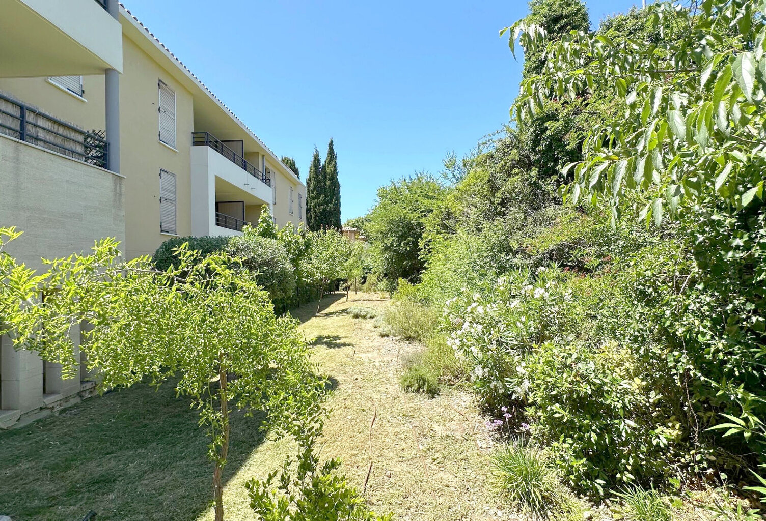 Appartement Aix En Provence 2 pièce(s) 44 m2 — photo 1