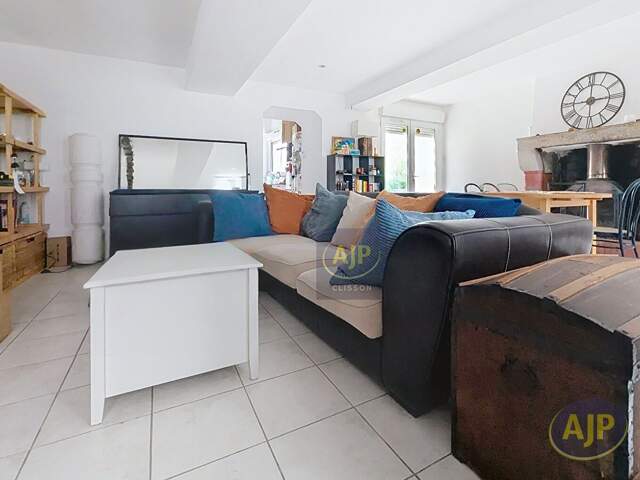 Maison de Bourg 2 chambres 100 m² avec jardin — photo du bien