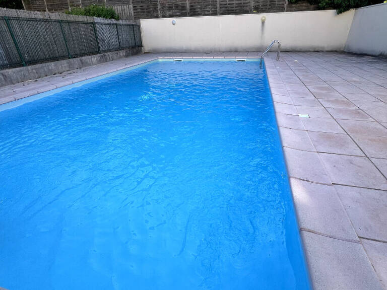 Appartement  RDJ T2 standing avec piscine climatisé — photo 1