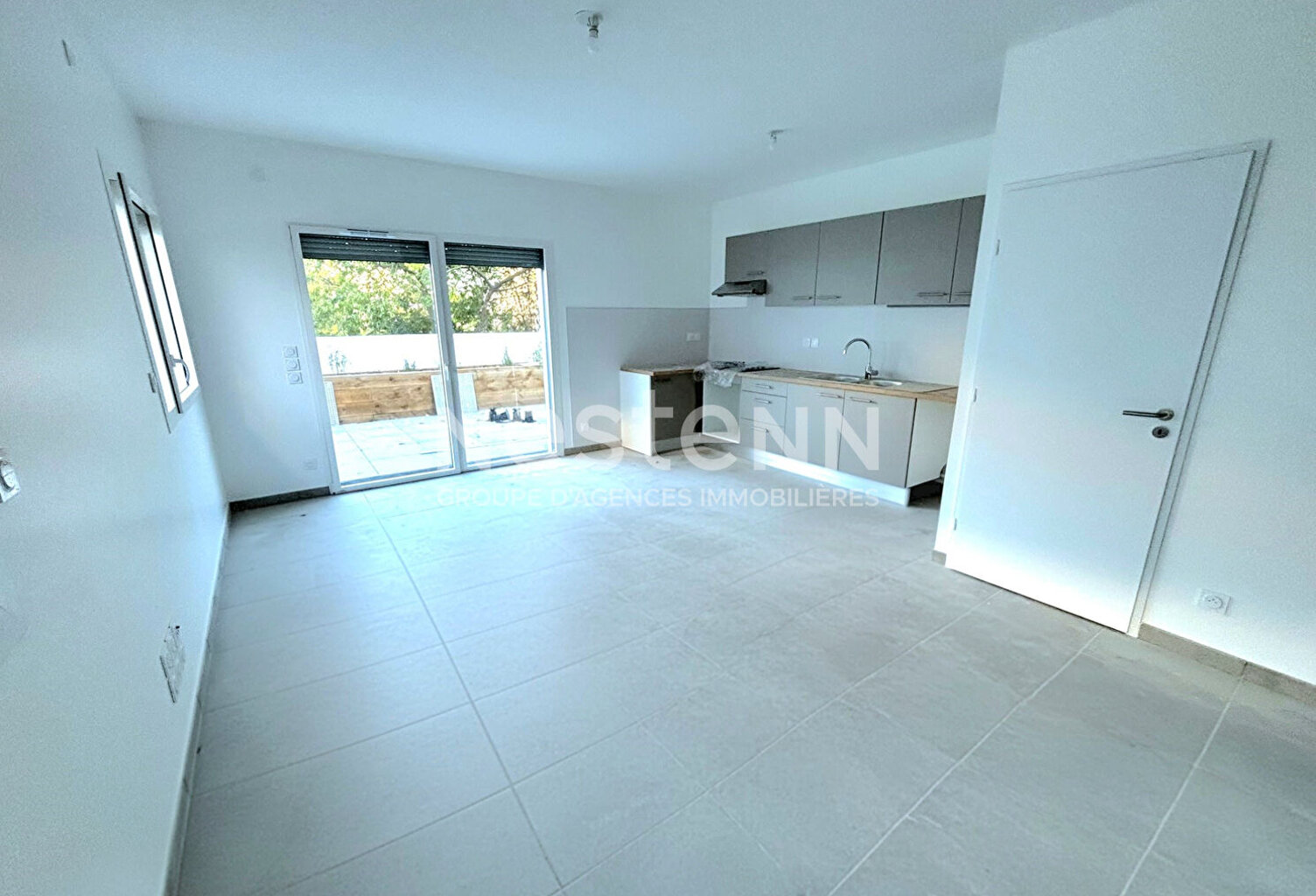 Toulouse 31400 EMPALOT T4  DUPLEX NEUF de 95.39 m² avec Terrasse de 15.51m², une place de parking en sous sol — photo 1