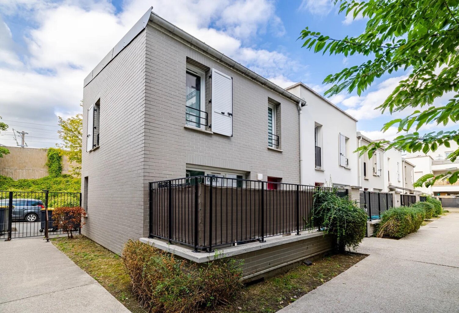 MAISON DE VILLE DE 2014,  3 PIECES, 65 M² AVEC TERRASSE ET LOGGIA — photo 1