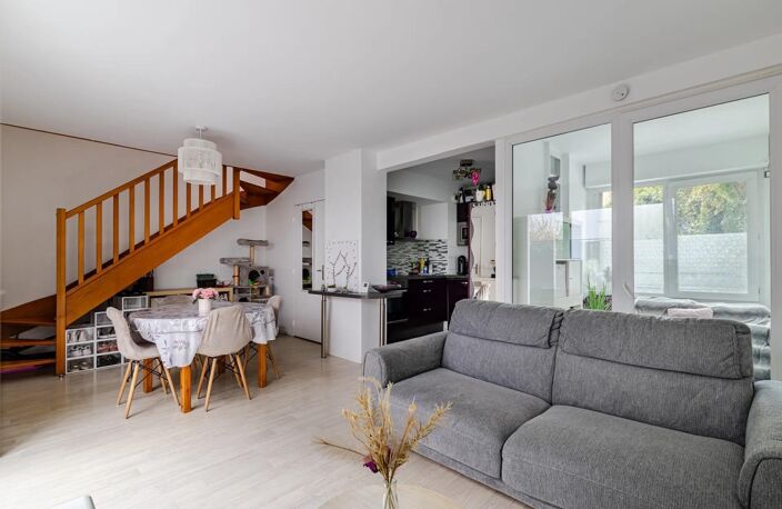 MAISON DE VILLE DE 2014,  3 PIECES, 65 M² AVEC TERRASSE ET LOGGIA — photo 4