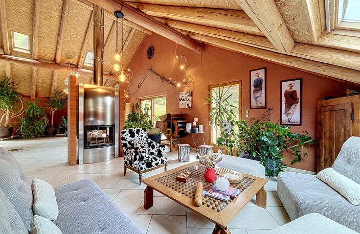 Ancienne ferme de caractère de 303 m² avec gîte indépendant, bureau et grand garage — photo 3