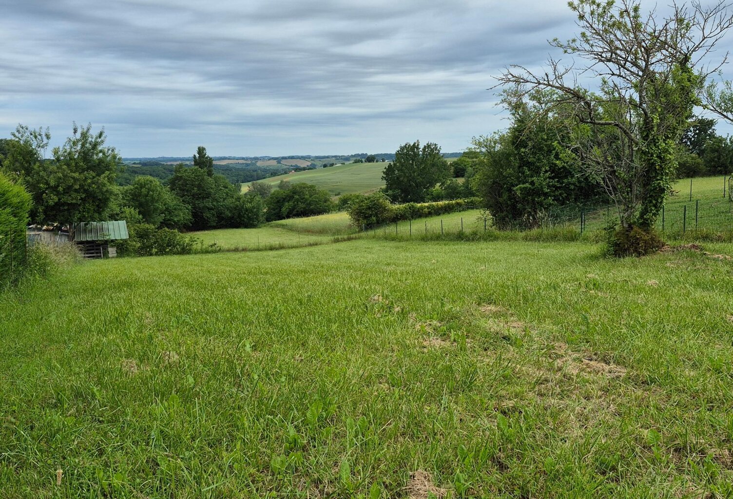 Terrain à construire d'une surface de 1122 m² — photo 1