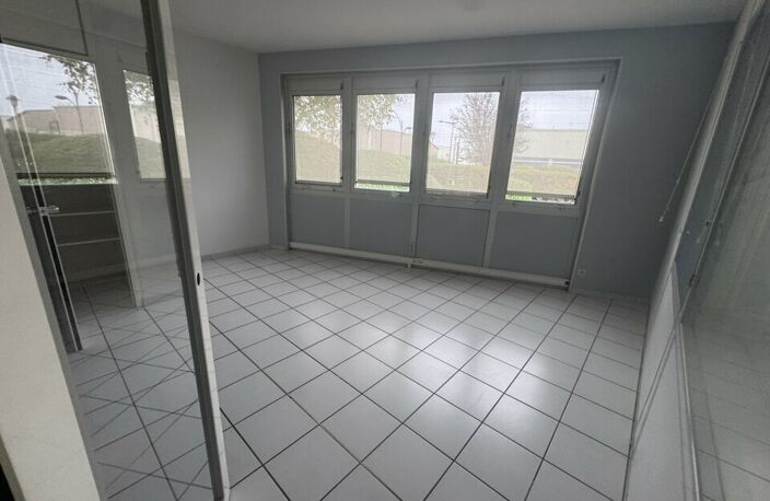 à LOUER — photo 2