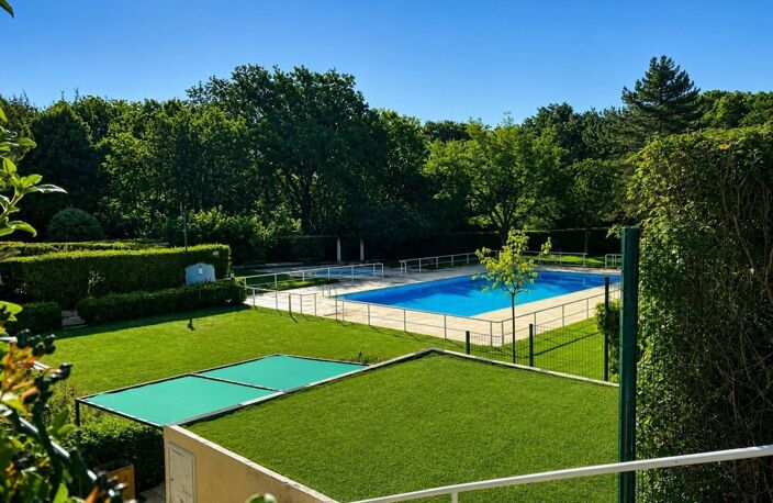 La Torse - appartement rénové de 96 m² avec terrasse, place de parking privative et piscine — photo 2