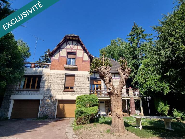 Belle maison de caractère à colombages avec dépendance louée et garage double — photo 1